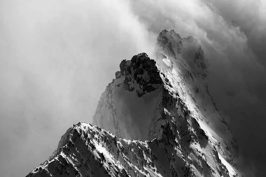 Piz Glüschaint, Bernina, 2015 | Archival Pigment Print | 100 x 147 cm | Edition 5 & 1 AP