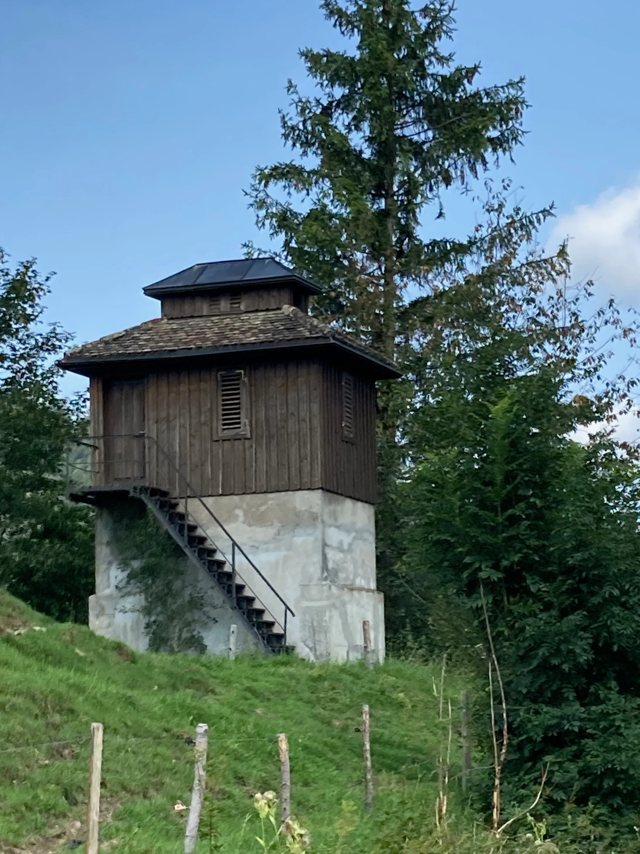 Wasserturm zur Regulierung des Farenbühlweihers