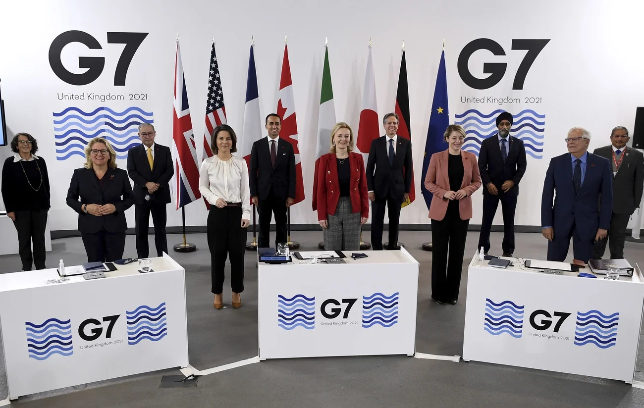 G7