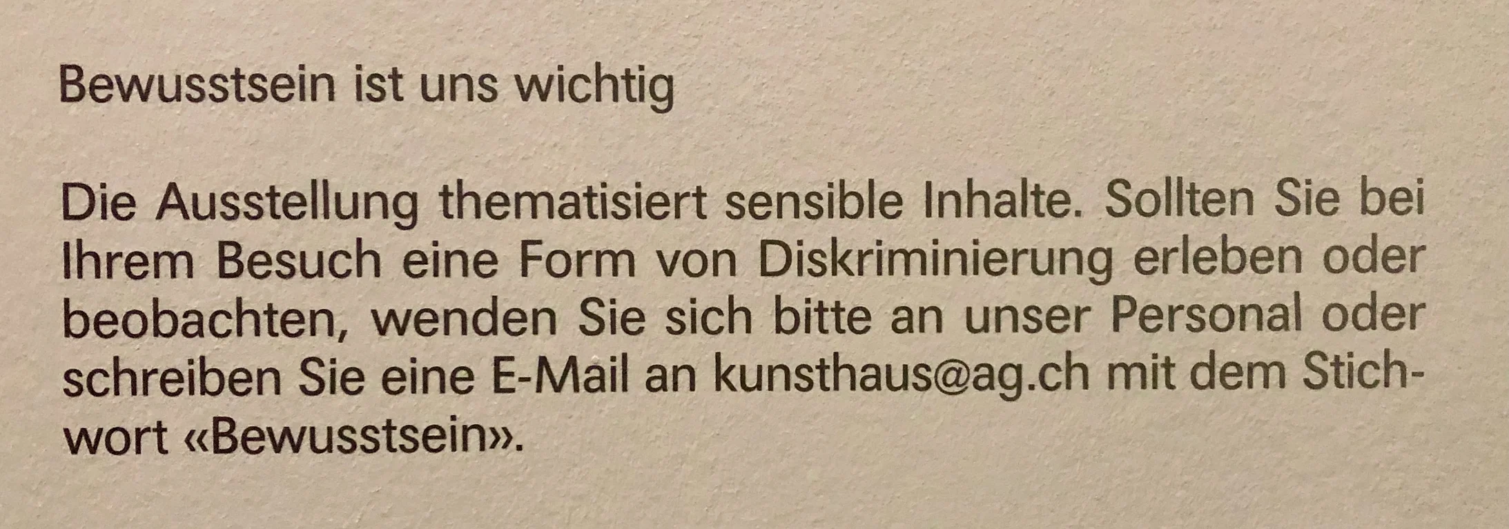 Wandtext am Eingang