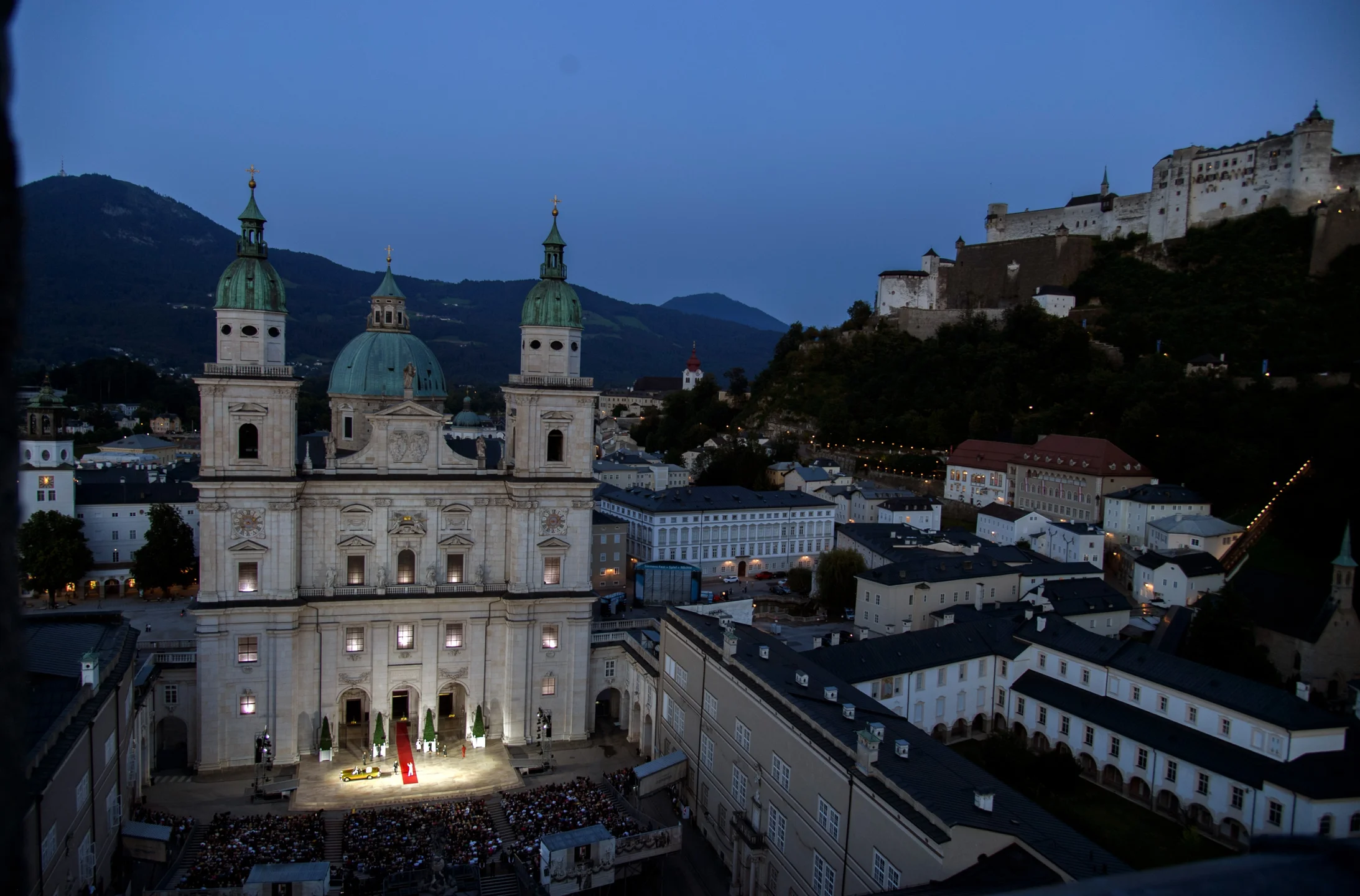 Domplatz, Jedermann-Bühne 