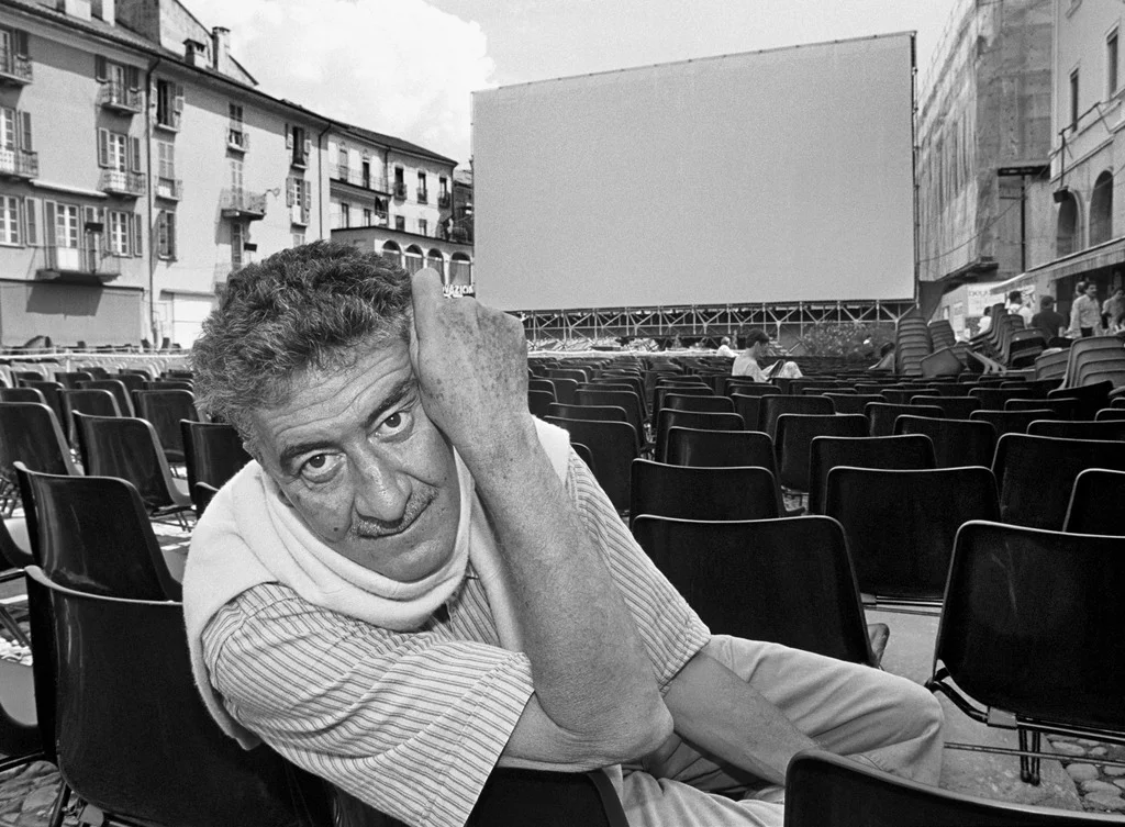 Daniel Schmid am 8. August 1995 auf der Piazza Grande von Locarno. (Foto: Keystone/Delay/Str)