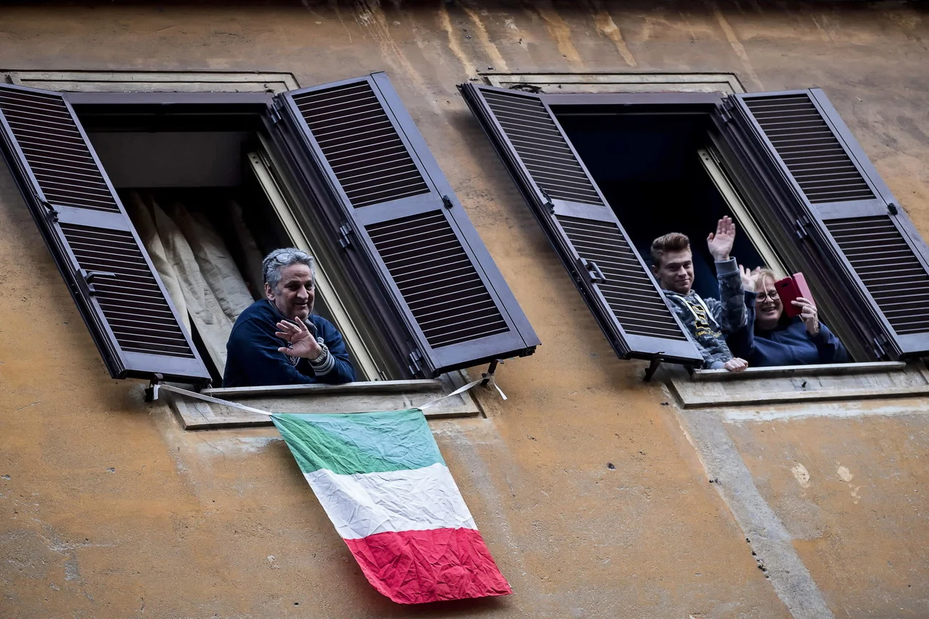 Ein Haus im Römer Pigneto-Quartier am Samstag (Foto: Keystone/EPA/Angelo Carconi)