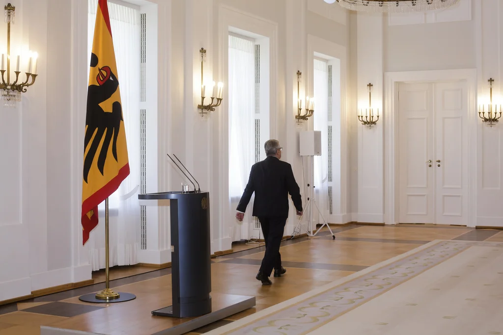 Joachim Gauck nach der Ankündigung seines Rücktritts am Montag in Berlin (Foto: Keystone/AP/Markus Schreiber)
