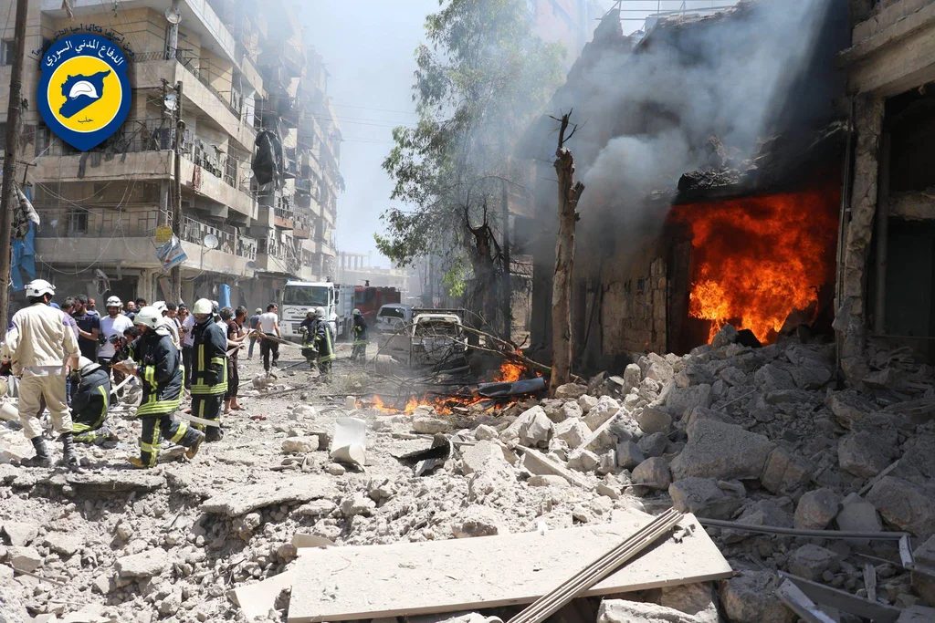 Aleppo, ein Bild aufgenommen vom syrischen Zivilschutz am 8. Juni im so genannt "befreiten" Aleppo. Übermittelt wurde das Bild am 6. August. (Foto: Keystone/AP) 