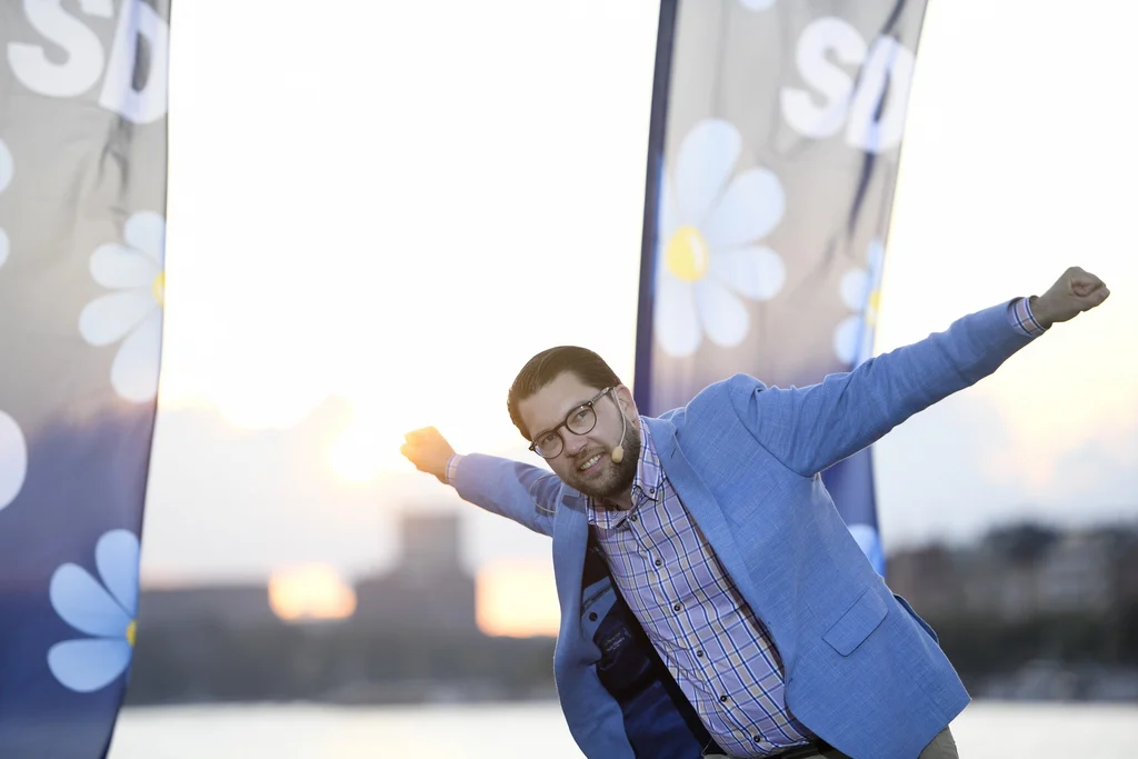 Jimmie Åkesson, der Parteichef der Schwedendemokraten am Samstag an einer Wahlveranstaltung in Stockholm (Foto: Keystone/EPA/Maja Suslin)