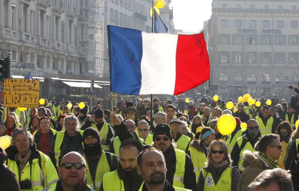 Demonstration der Gelbwesten an diesem Samstag in Marseille. (Foto: Keystone/AP/Claude Paris)
