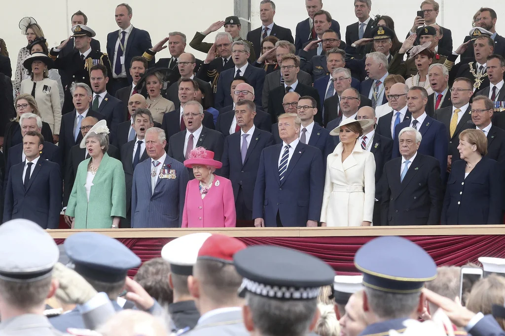 Präsident Trump, die Queen, Theresa May und Angela Merkel gehören zu den Teilnehmern der Gedenkfeier zum 75. Jahrestag des D-Day in Portsmouth am 5. Juni 2019 (England) (Foto: Keystone/AP/Pool/Chris Jackson)