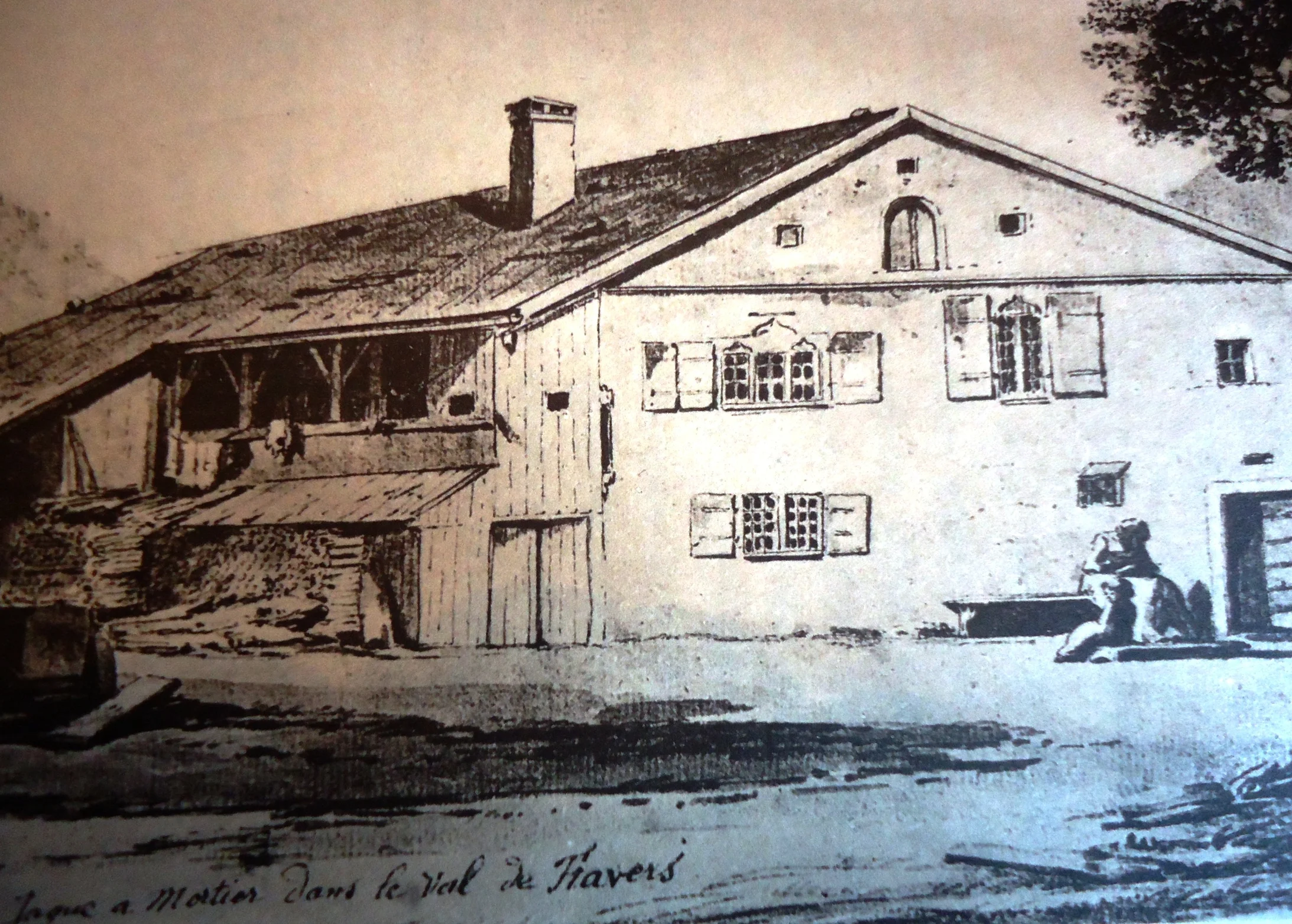 Rousseaus Haus in Môtiers. Das anonyme Aquarell zeigt ihn auf der Bank vor dem Haus, zusammen mit einem Kind. (Bild: Musée Rousseau, Môtiers)