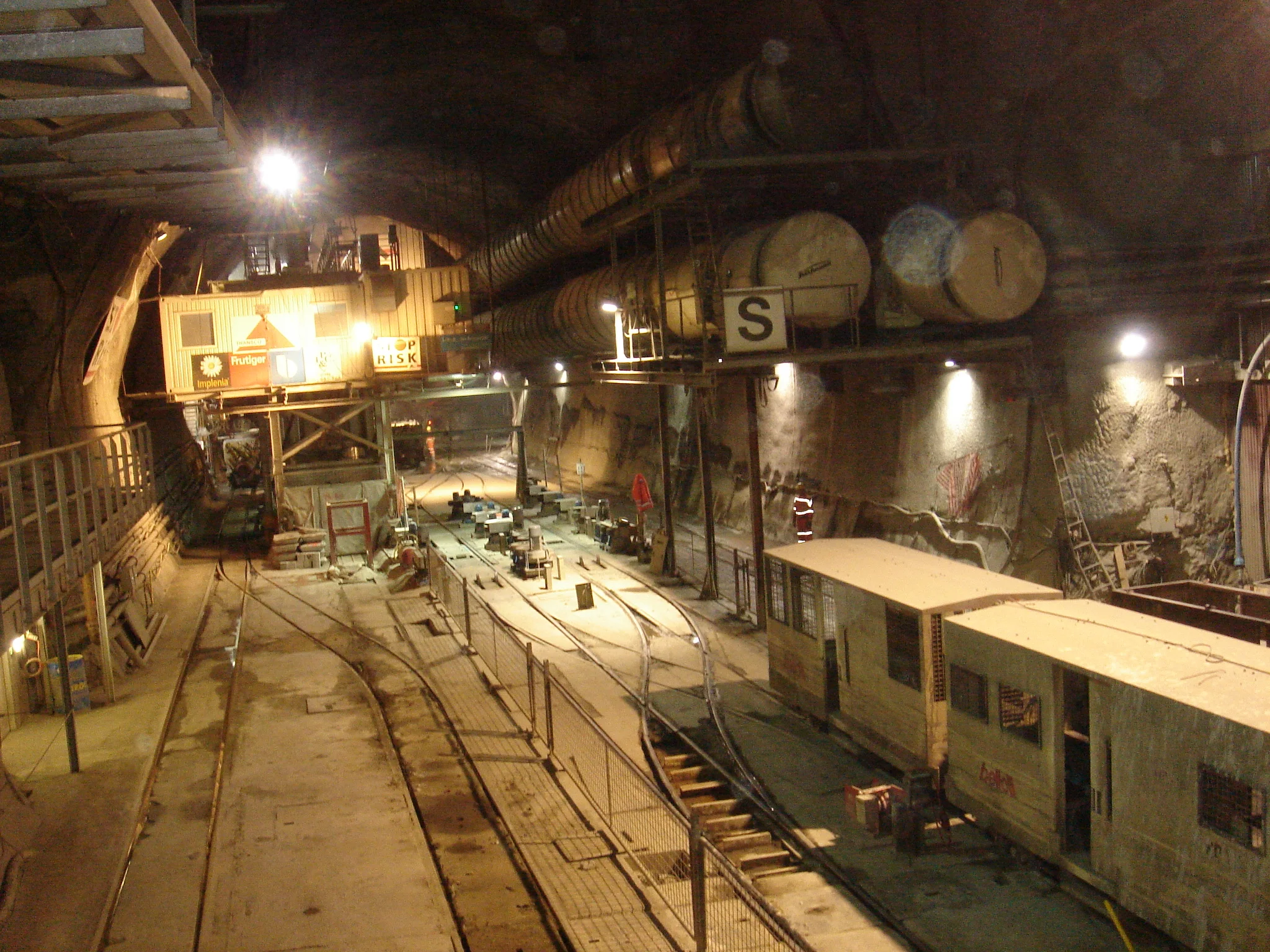 Einstieg zum Neat-Tunnel bei Sedrun