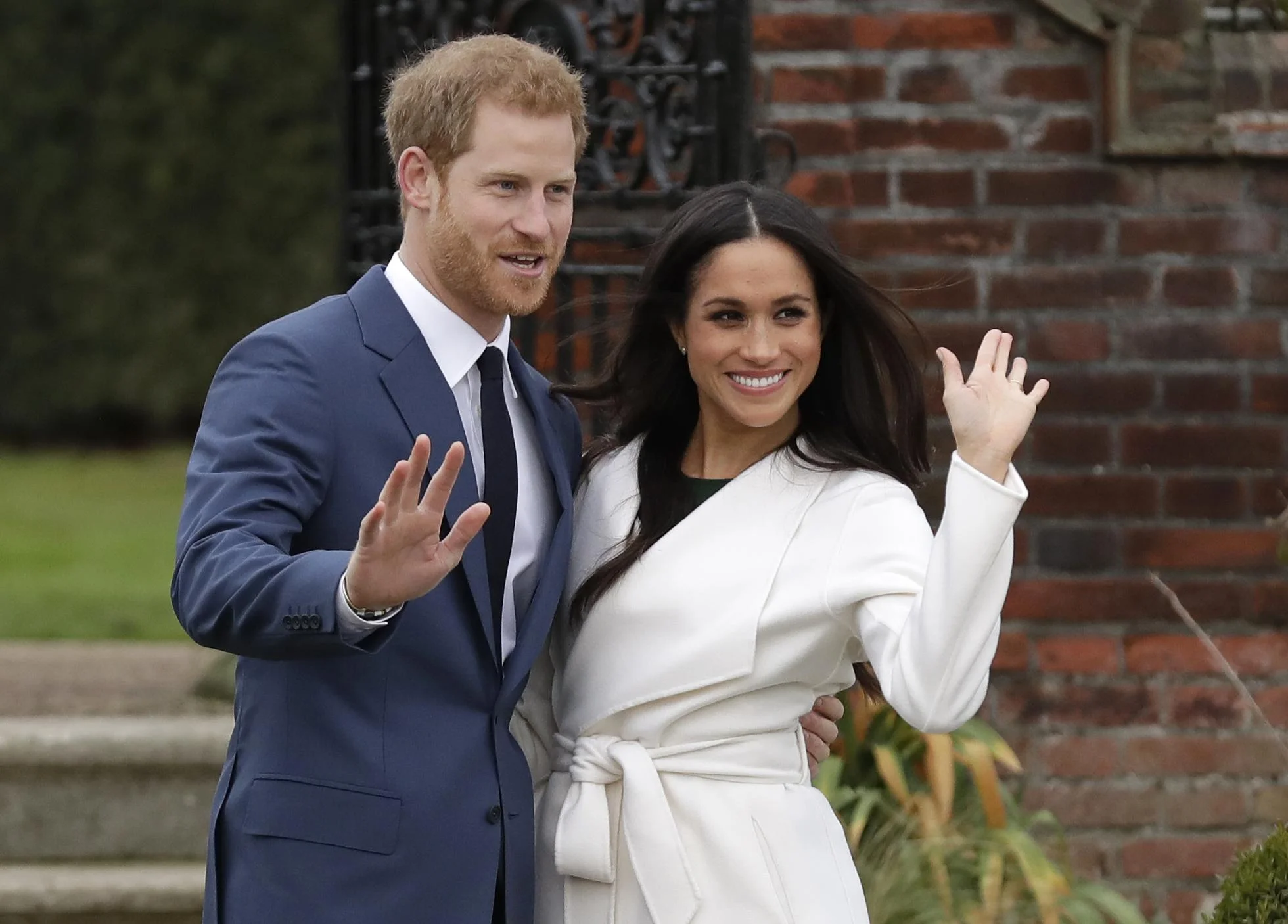 Prinz Harry, der Fünfte in der britischen Thronfolge, verlobt sich mit Meghan Markle, einer amerikanischen Schauspielerin. Ihr Vater ist ein Weisser, ihre Mutter eine Afro-Amerikanerin. Markle war von 2011 bis 2013 mit dem Talent-Manager Trevor Engelson verheiratet. (Bild: Matt Dunham/AP)