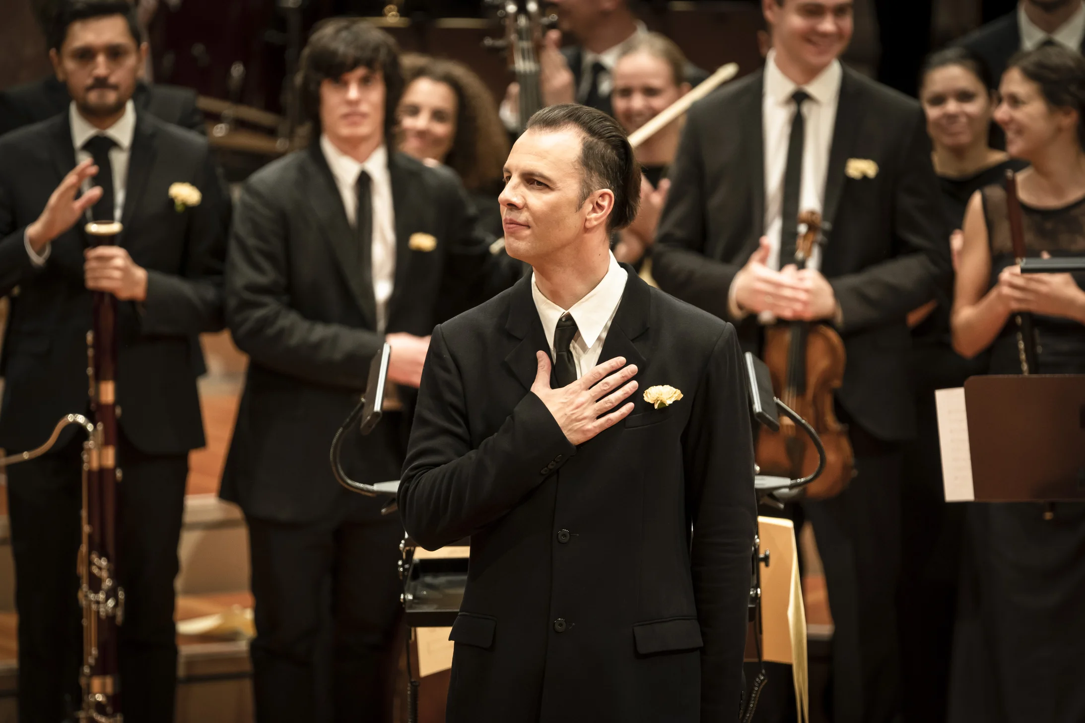 Nimmt Jubel für sich und musicAeterna entgegen: Teodor Currentzis   © Stephan Rabold
 