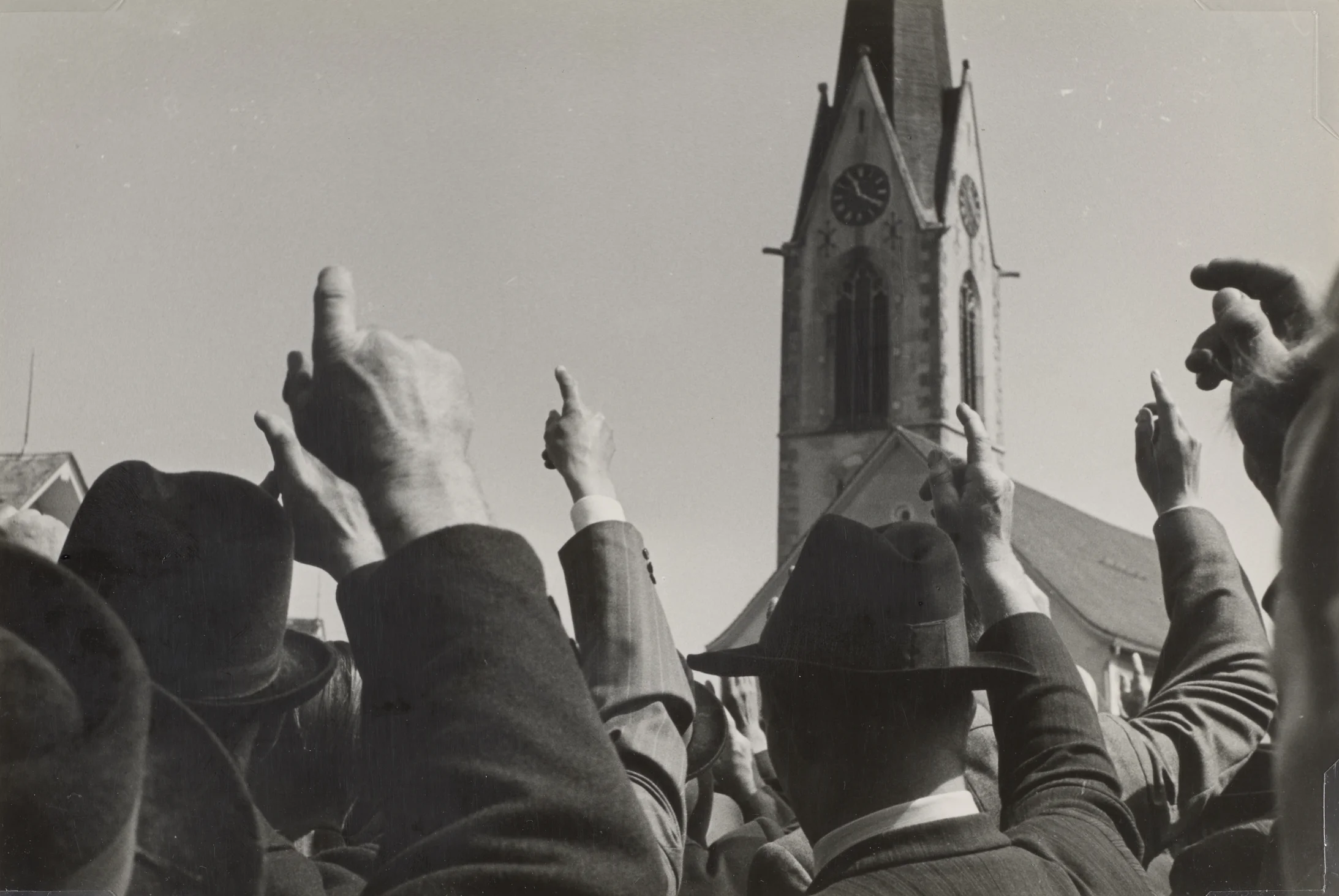 Robert Frank, Landsgemeinde, Hundwil 1949
© Andrea Frank Foundation; courtesy Pace/MacGill Gallery, New York