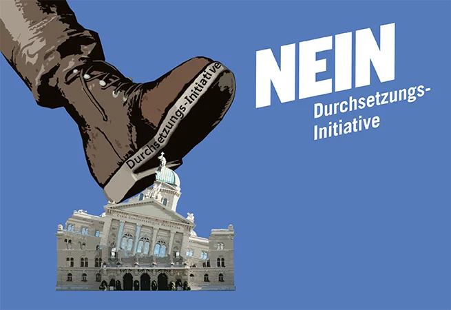 28. Februar: Die Schweizer Stimmbürgerinnen und Stimmbürger lehnen die von der SVP eingereichte „Durchsetzungsinitiative“ mit 68,51 Prozent Nein-Stimmen klar ab.