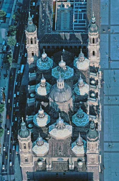 Das Dach der Wallfahrtskirche Maria Pilar, Aragonien 1995