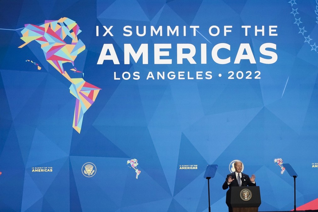 Summit of the Americas Journal21